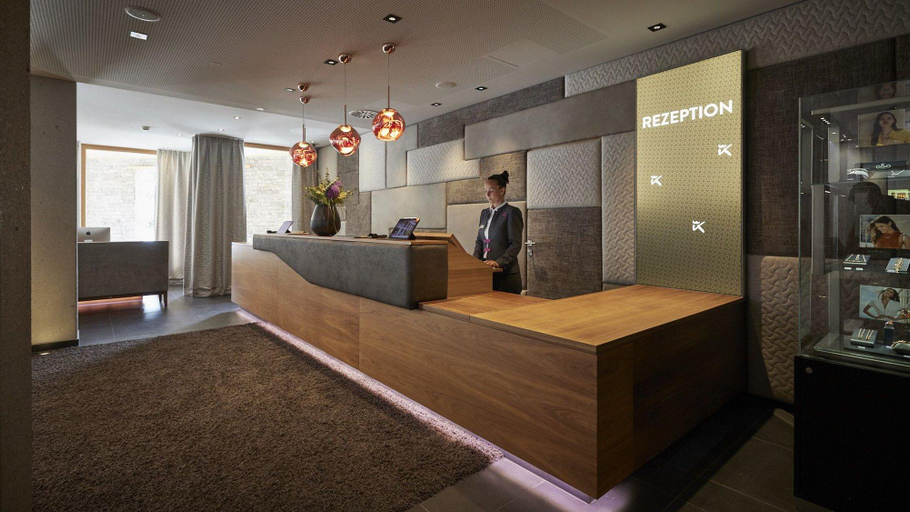 Public Area 4, Das Kronthaler, Schwaz