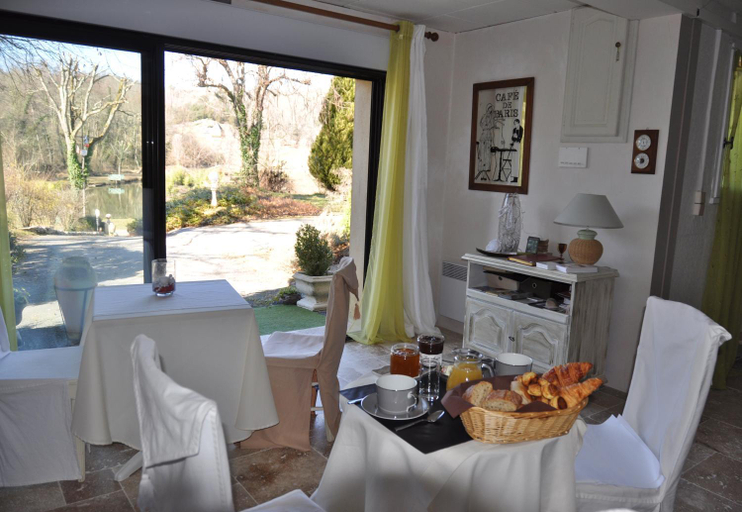 Others 4, Les Pigeonnes, Dordogne