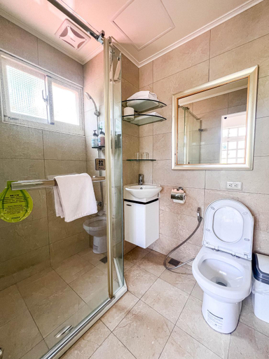 Bathroom, Toucheng Leisure Hotel, Yilan