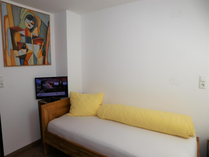 Bedroom 2, Apartment in Krimml near Waterfalls, Zell am See
