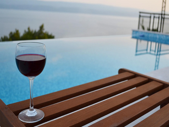 Food & Drinks, Sea-View Retreat in Celina, Omiš