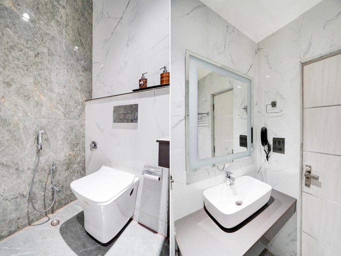 Bathroom 4, HOTEL AMBER CONTINENTAL, Bareilly
