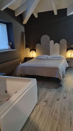 Others 3, Bed and breakfast Ma.Gi.A, Cuneo