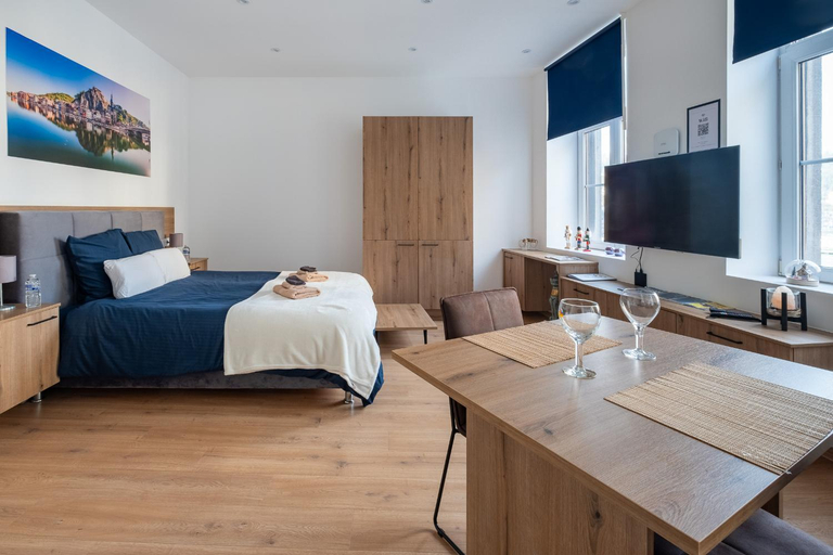 Bedroom 2, NOMAD APARTMENTS - Vue collegiale, Namur