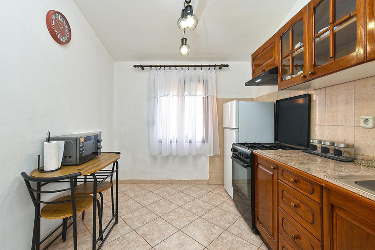 Others 5, Apartment 1858, Fažana