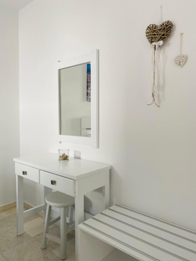 Facilities 4, Heart of Paros Apartments, South Aegean