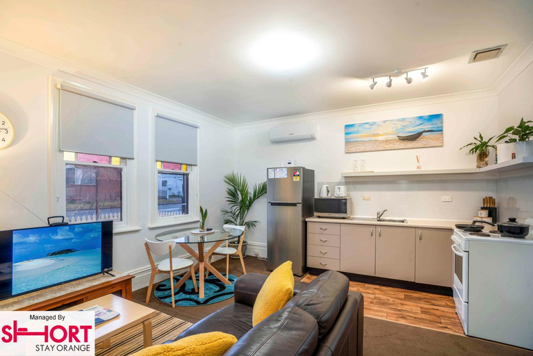 Others 5, Paddington Villa-Freshly Renovated Close to town., Orange