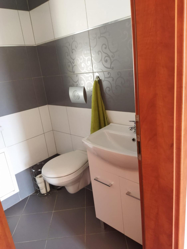 Bathroom 2, Apartmany Pavlik, Cheb