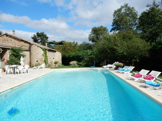 Sport & Beauty 3, Cosy house with private pool near Valence, Drôme