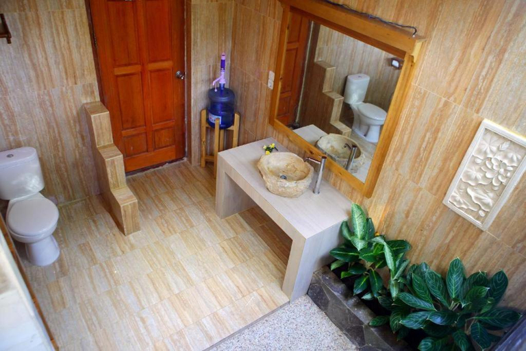 Bathroom 3, Bastianos Bangka Dive Resort, North Minahasa