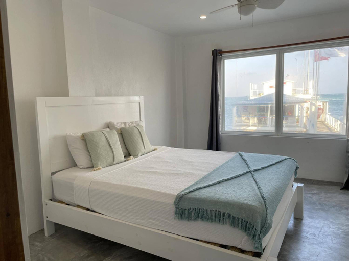 Bedroom 5, Flip Flop Inn Suites Unit 1