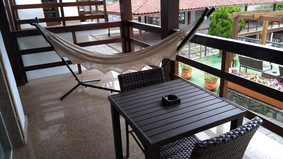 Others 5, Casa Indaia, Petrópolis