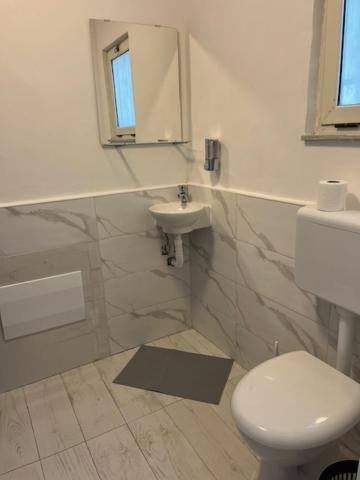 2, Hostel Coremi, Napoli