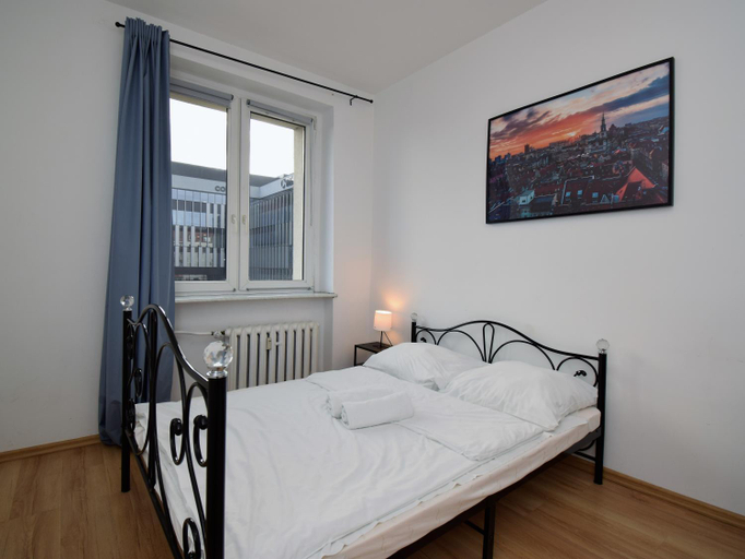 Bed, roomspoznan pl - Pokoje Krolowej Jadwigi 44 - 24h self check-in, Poznań City