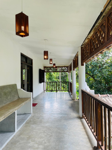 Others 3, Lotus Villa, Habaraduwa