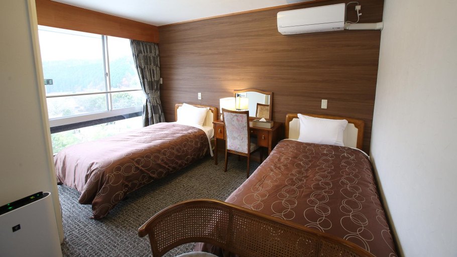 Bedroom 3, Okutsu Hot Spring Komeyaclub Okutsu, Kagamino