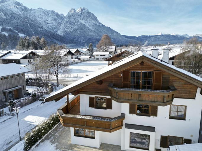 Others 2, Ferienhaus Die 14 mit Infrarotkabine, Garmisch-Partenkirchen