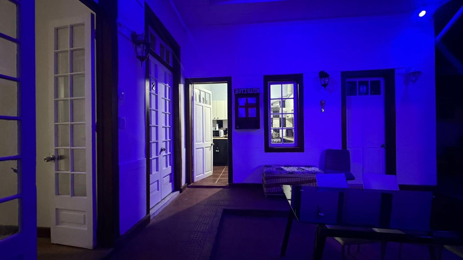 Others 5, casona Mancora, Santiago