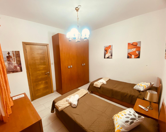 Bedroom 2, Bugibba Central Modern Apartment, Saint Paul's Bay