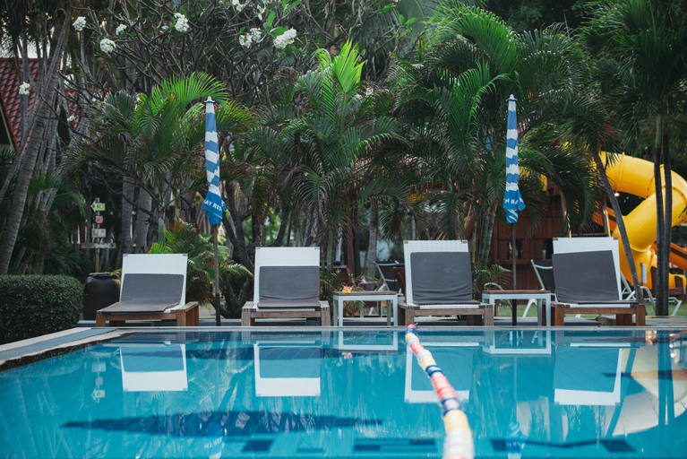 Sport & Beauty 2, Dolphin Bay Beach Resort, K. Sam Roi Yot