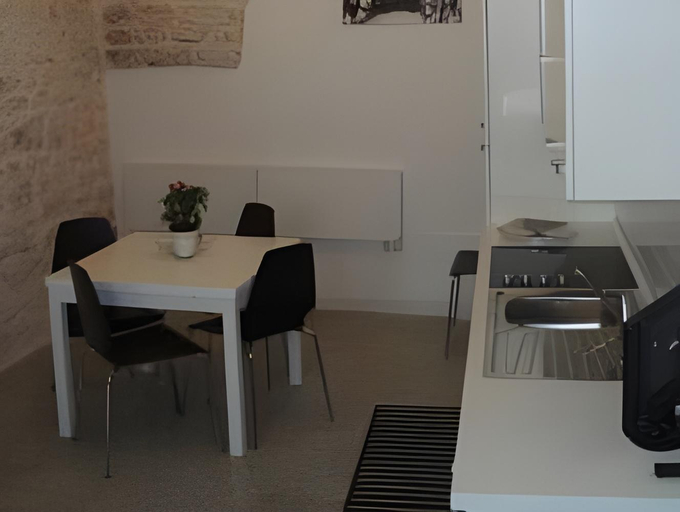 Others 5, Relais del Marchese, Bari