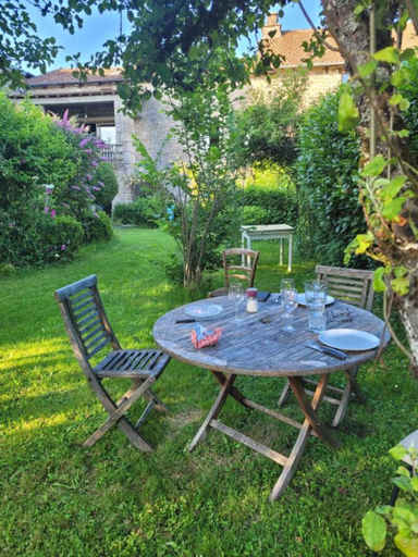 Others 5, maison d'hotes, Cantal