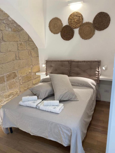 Bedroom 2, B&B Vin e Va, Bari