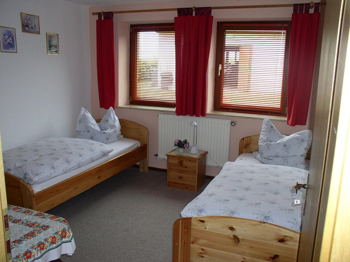 Bedroom, Charmantes Apartment in Jennewitz, in Ostseenahe, Rostock