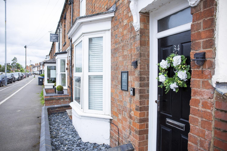 Others 5, The Cygnets - Double Room, Short Walk to Town, Warwickshire