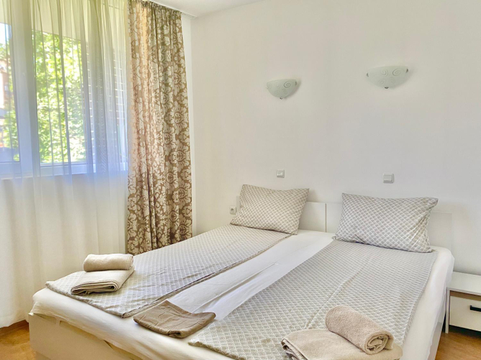 Bedroom 2, Apartments in Sunny Island Complex, Sozopol