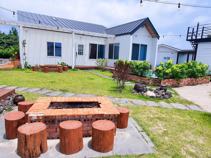 Others 5, Jeju Dalrowa, Seogwipo