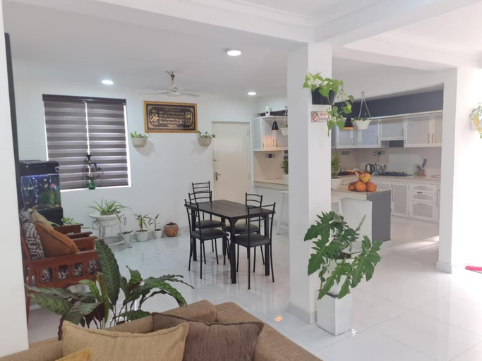 Others 5, Malika Shelter Guast House, Dehiwala-Mount Lavinia