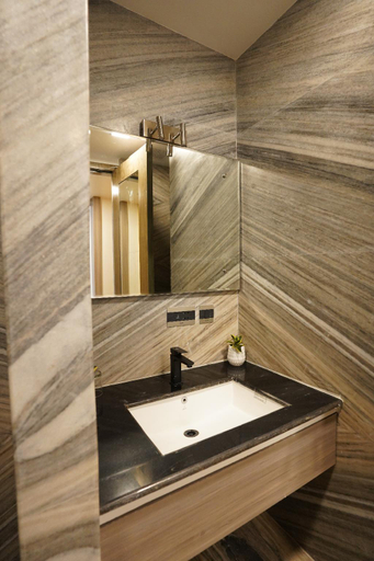 Bathroom 4, Paciano Dooars, Jalpaiguri