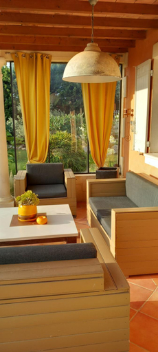 Facilities 3, La Villa Ocre, Bouches-du-Rhône