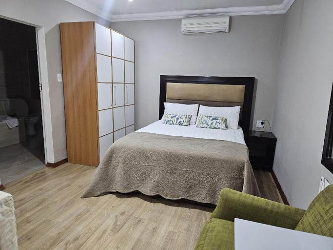 Bedroom 2, Four Seasons Lehae Guest House, City of Johannesburg