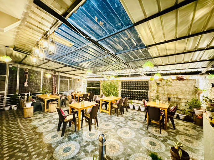 Food & Drinks 4, Paradise Inn by HBR, Kangra