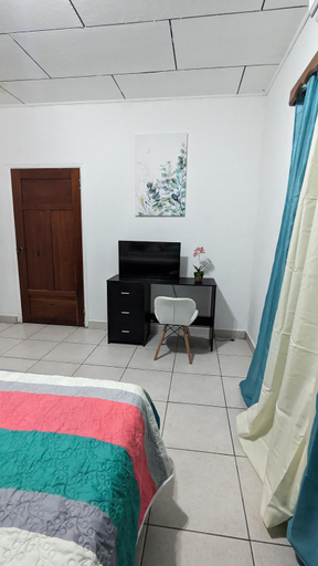 Others 5, La casa de don Matilde, San Pedro Sula