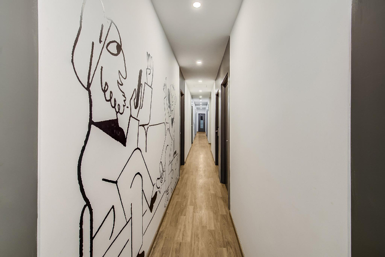 Others 5, Super Townhouse Khar The Habitat, Mumbai Suburban