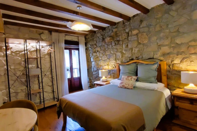 Others 5, Posada La Dalia, Cantabria
