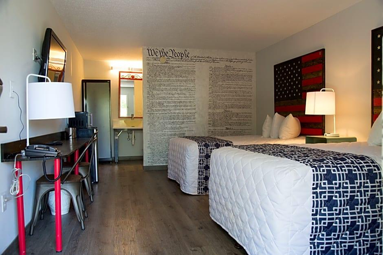 Bedroom 2, Rodeway Inn & Suites Fort Rucker, Dale