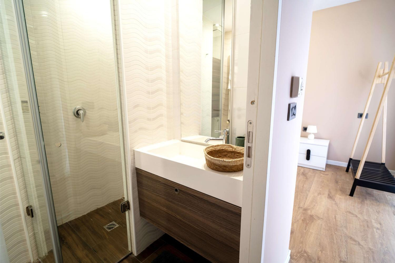 Others 5, Lake Drive Rooms&Apartments, Tiranës