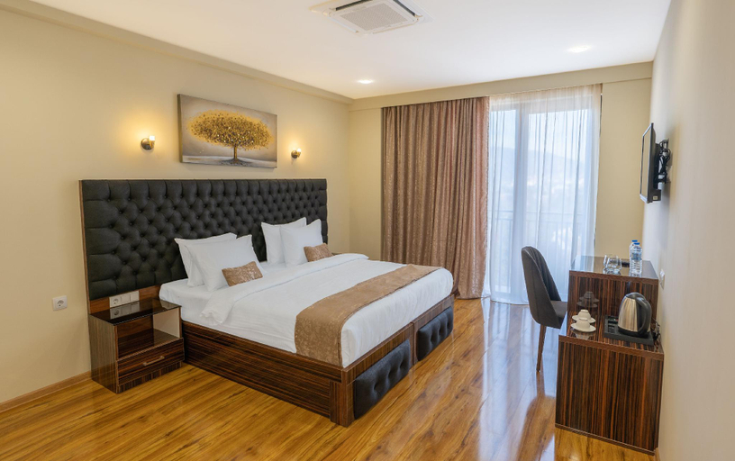 Bedroom 3, Hotel Residence Plaza, Tbilisi