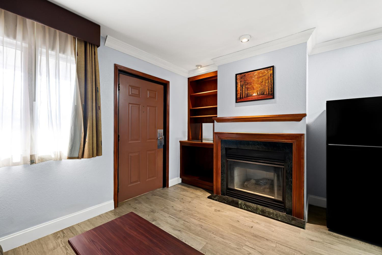 Others 3, Village Haven Inn & Extended Stay, Erie