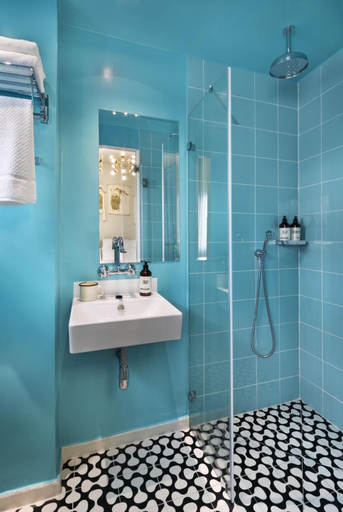 Bathroom 3, Gordon by the beach - aparthotel
