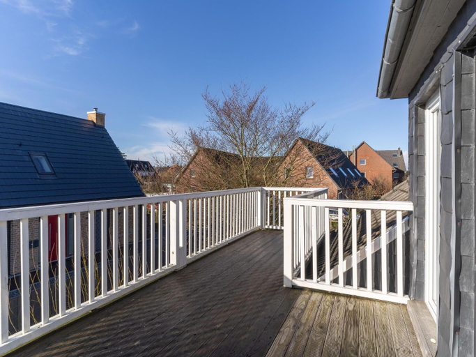 Others 5, Comfortable holiday apartment in St. Peter Ording, Nordfriesland