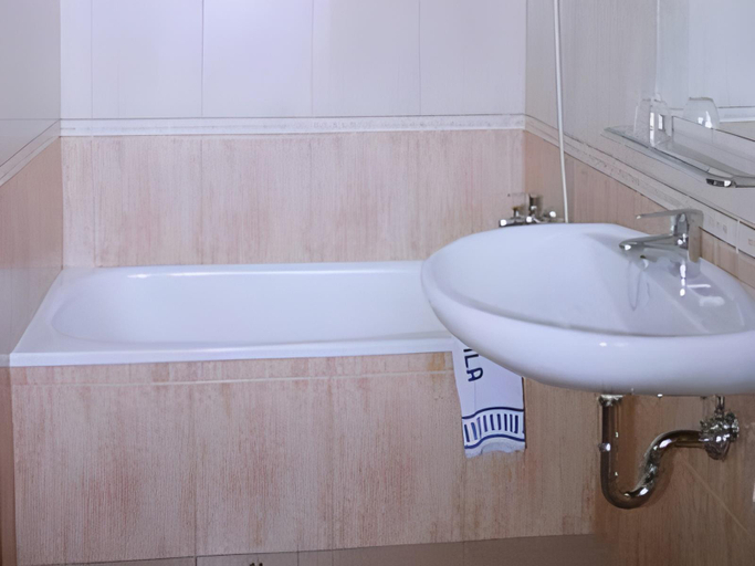 Bathroom 4, Hostal Fondevila, Lleida