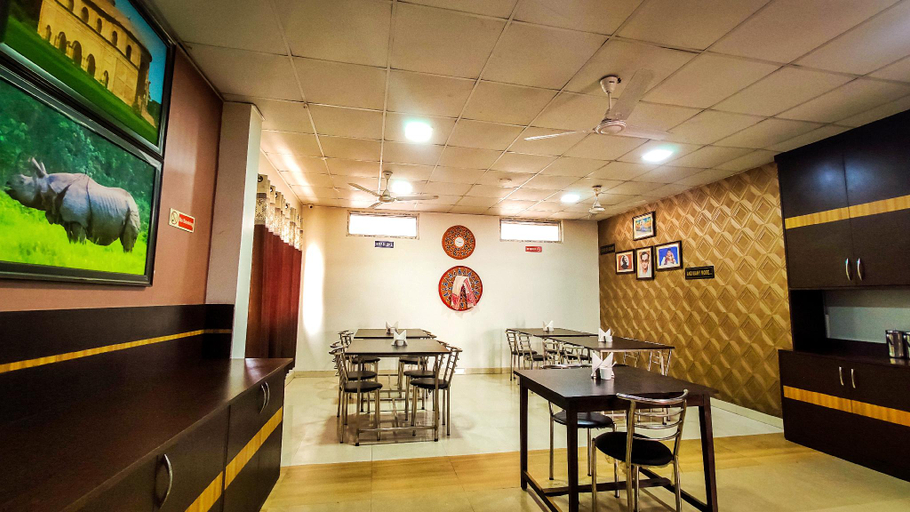 Food & Drinks 4, Spectrum Residency Panjabari Road, Kamrup Metropolitan