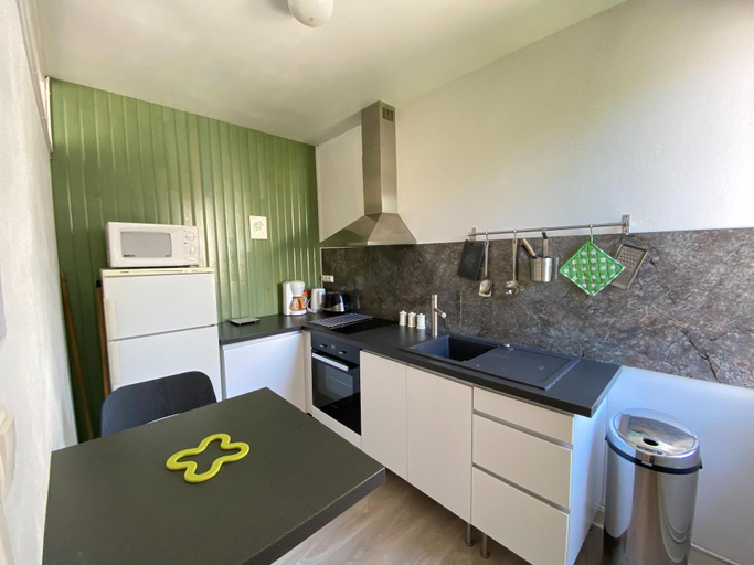 Others 4, Apartment in Arromanches near Sandy Beach, Calvados