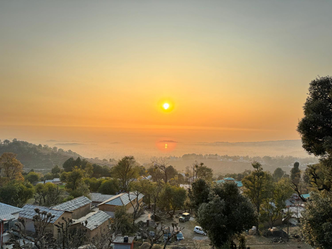 Others 5, Paradise Inn by HBR, Kangra