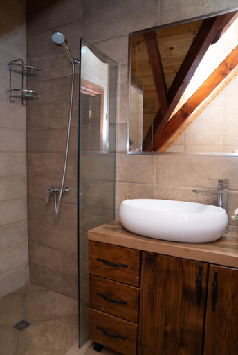 Bathroom 3, Forest Side Gogolati, Ambrolauri